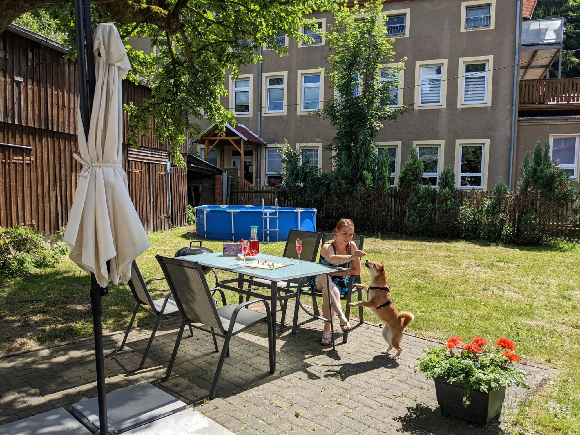 H2 - Urlaubsmagie - Garten, Pool, Terrasse, Grill Sebnitz Bagian luar foto